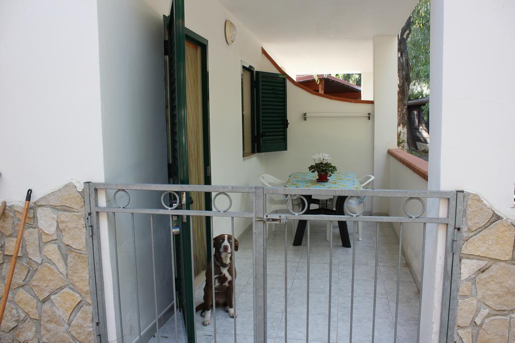 Residence Village Lido Del Gargano Rodi Garganico Zimmer foto