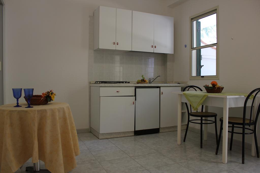 Residence Village Lido Del Gargano Rodi Garganico Zimmer foto